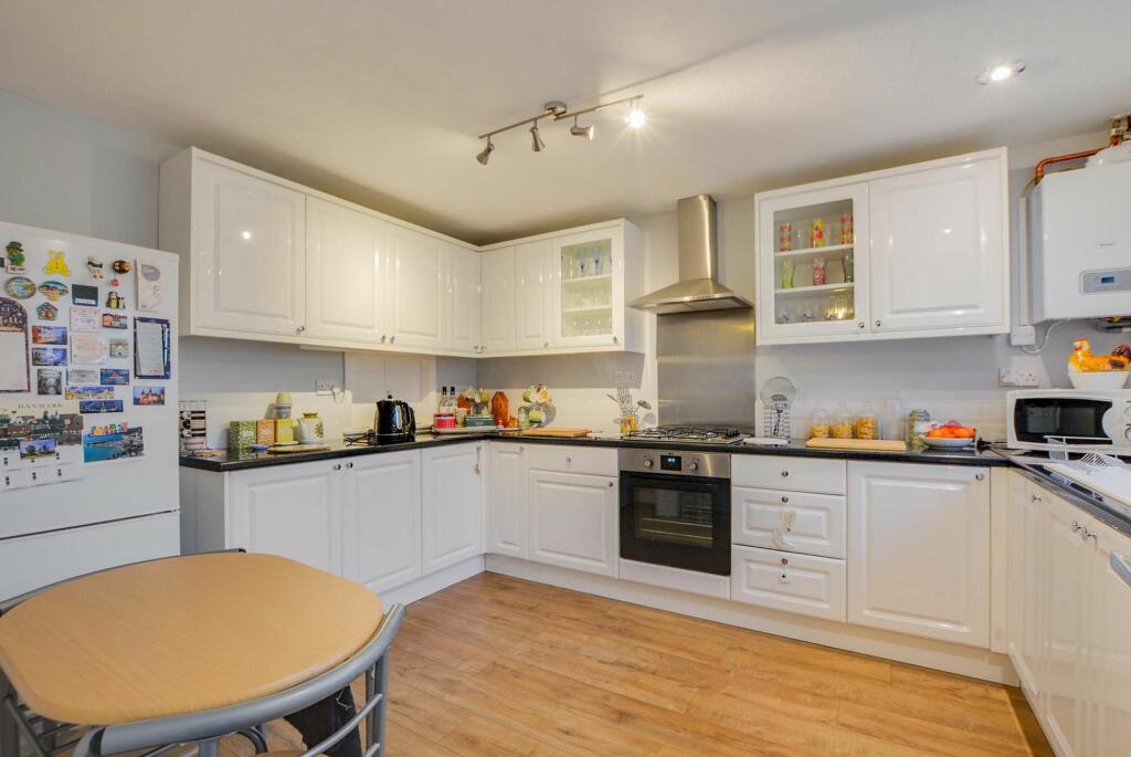 Fitted Dining Kitchen