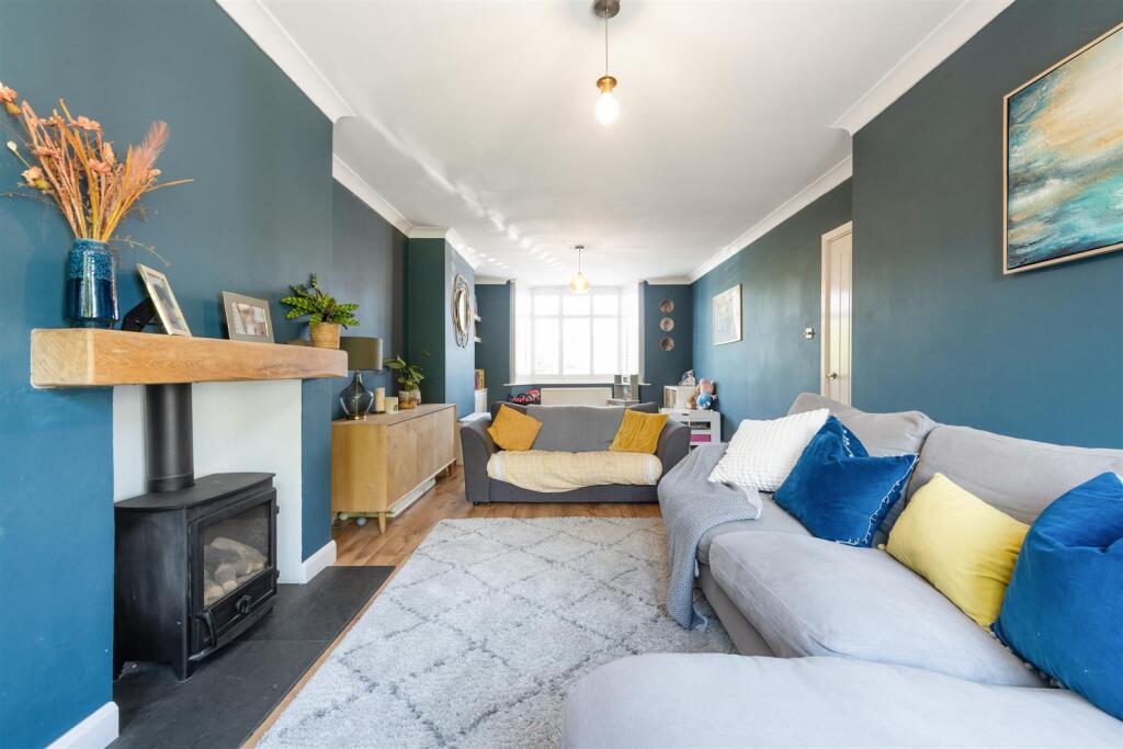 472 Lode Lane, Solihull, B92 8NX_3.jpg