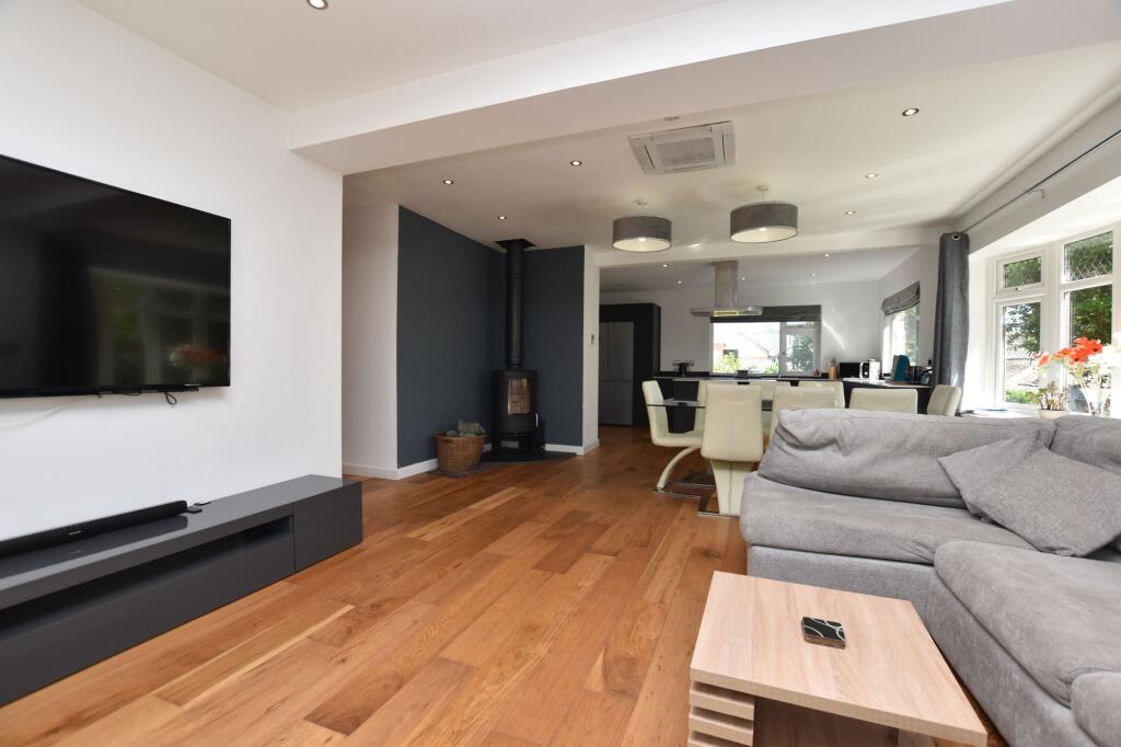 Open Plan Lounge/Diner/Kitchen