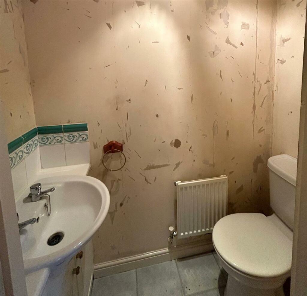 Evensyde - WC.jpg