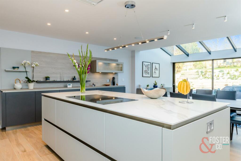 Meadow Close 3-1.JPG