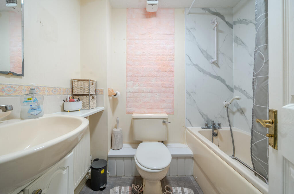 1377050-28-691320...