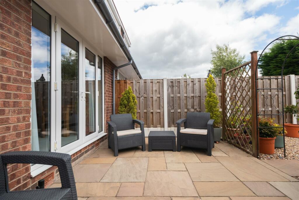 95 Ridings Lane-024.jpg