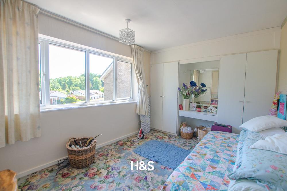 12 Walcott Green - Bedroom 2.jpg