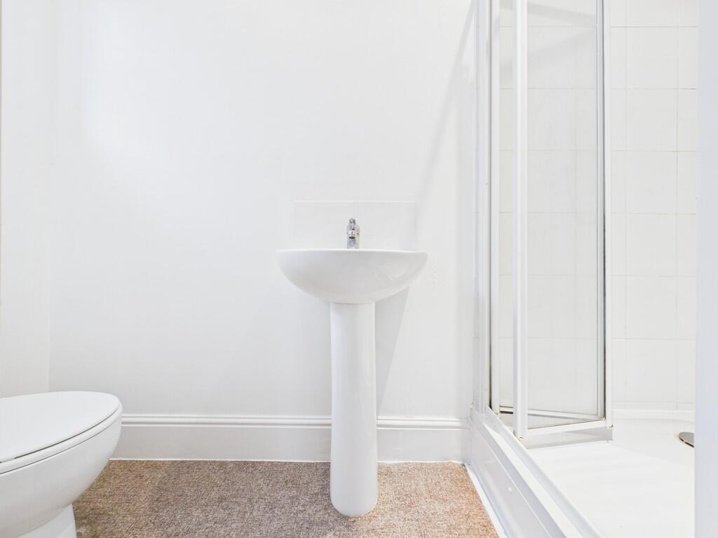 CAM03519G0-PR0427...