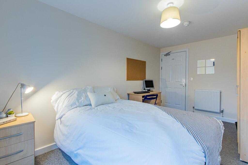 Miskin Street 114 NEW-10.jpg