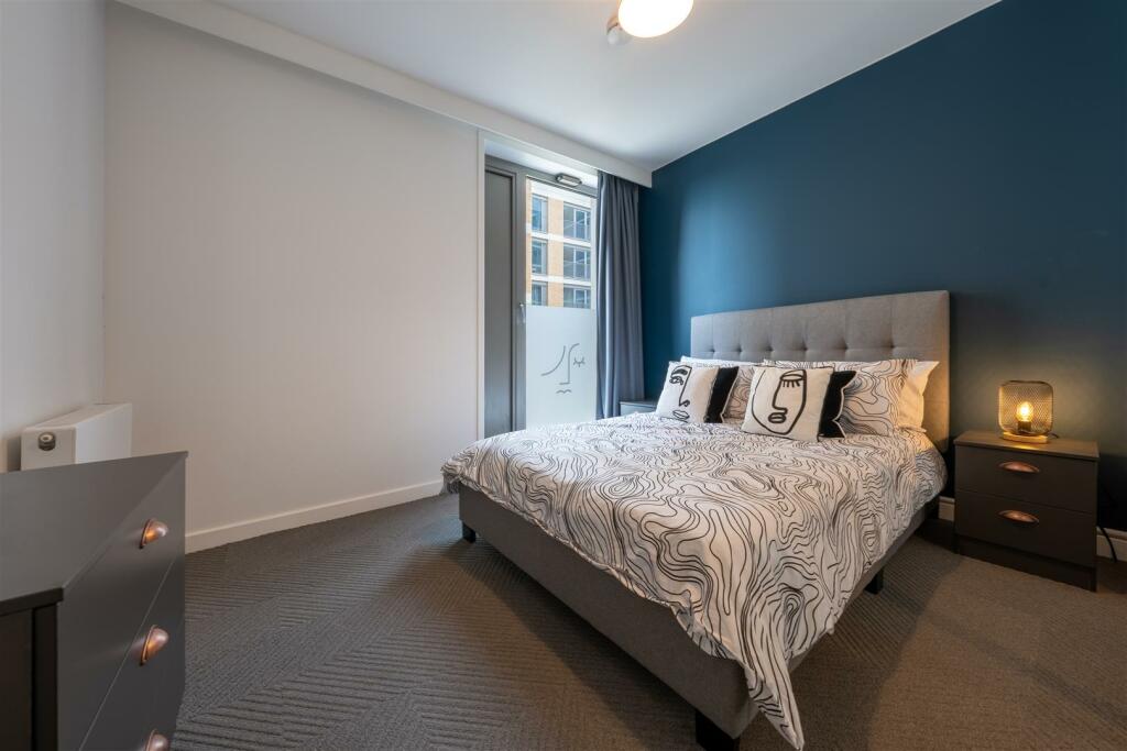 Flat 2-16.jpg