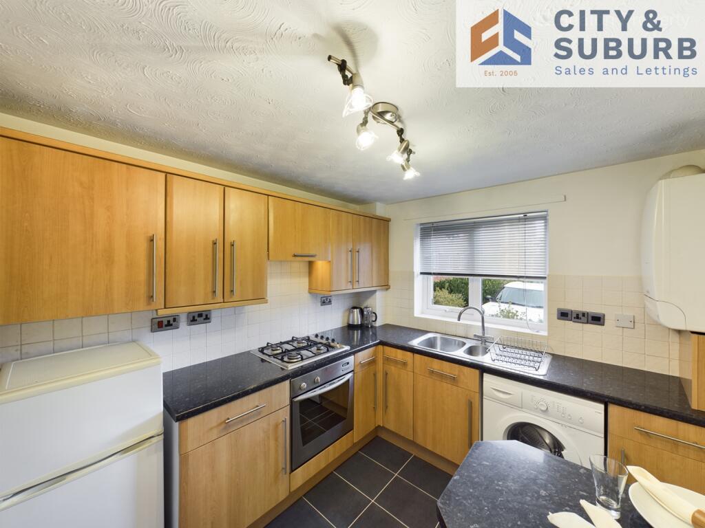 CAM00683P1-PR0040-STILL12