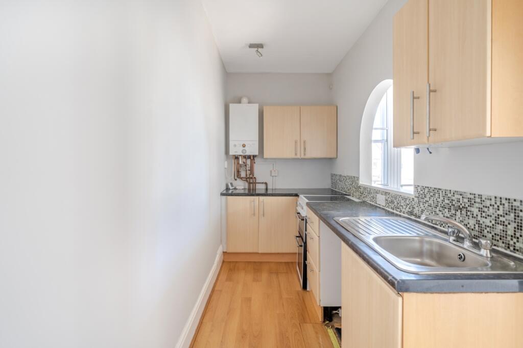 1356408-13-68d2a214182ed