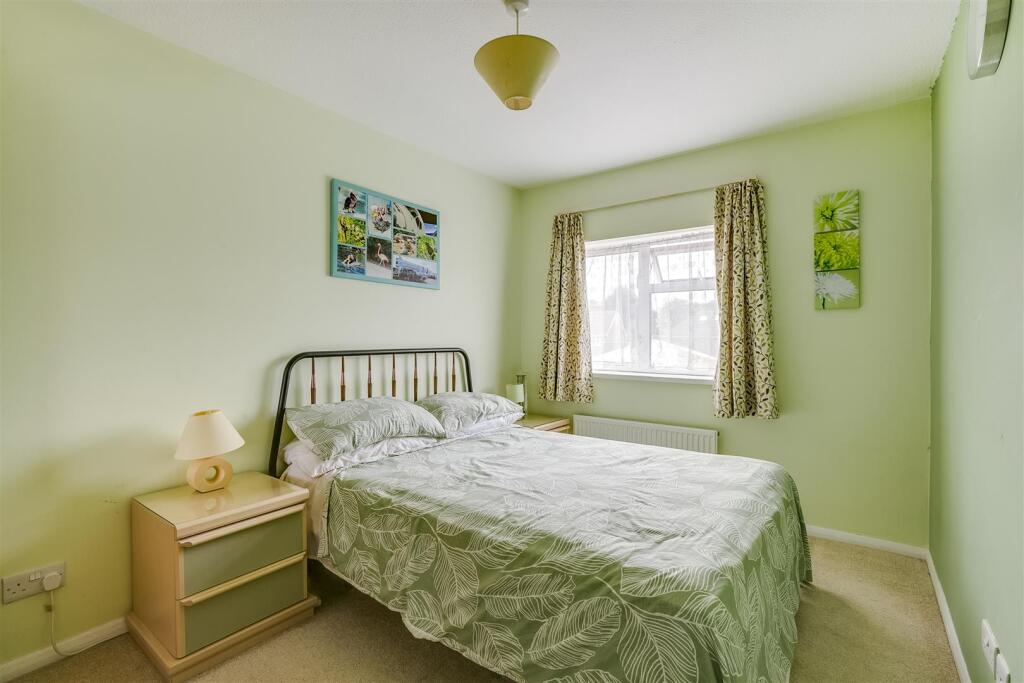 Romany Close 34-19.jpg