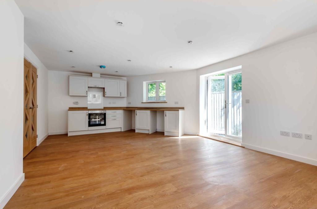 Kitchen/Living Area