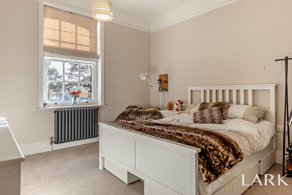 8664270-interiorW...