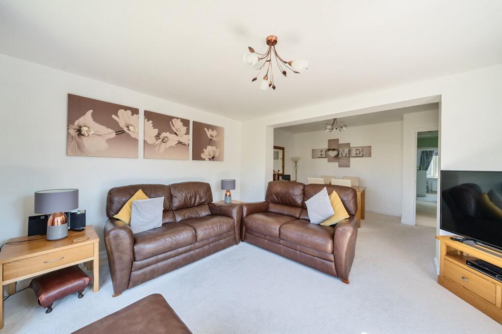 Living Room/ Dining Room