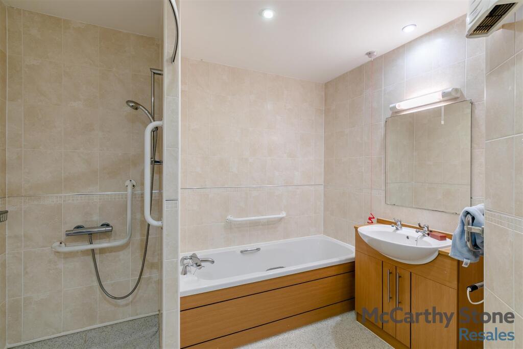 8641860-interior12.jpg