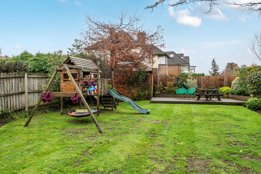 1382809-6-691dae7...