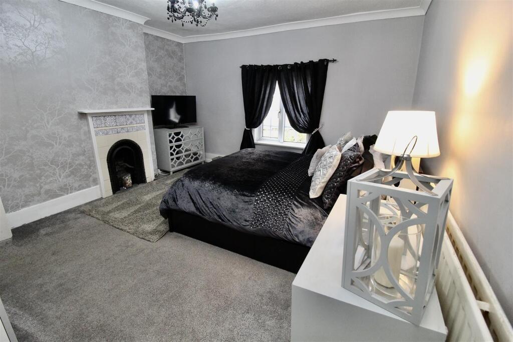 Bedroom Six (self contained annex)