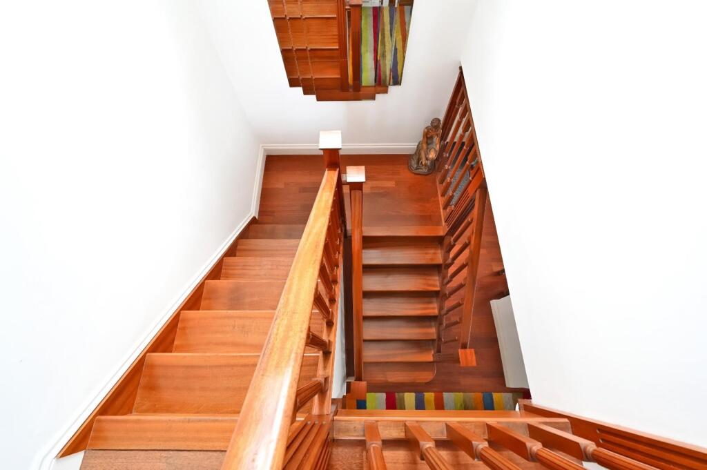 27 The Droveway BN3 (28).jpg