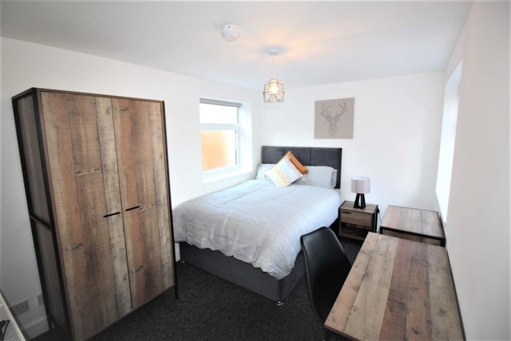 Bedroom (b)