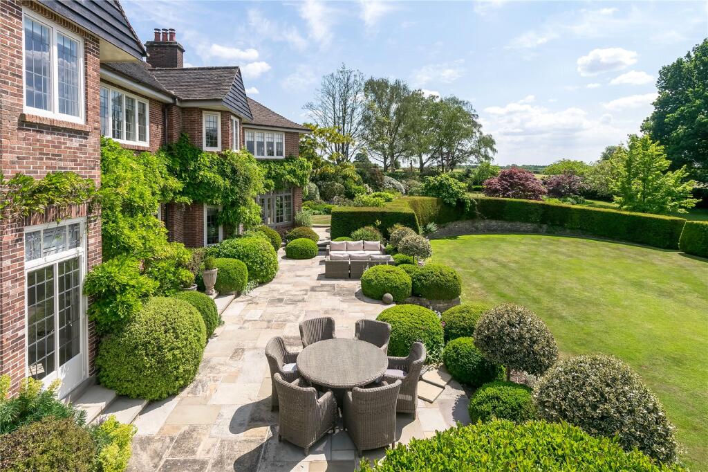 Terrace &amp; Grounds