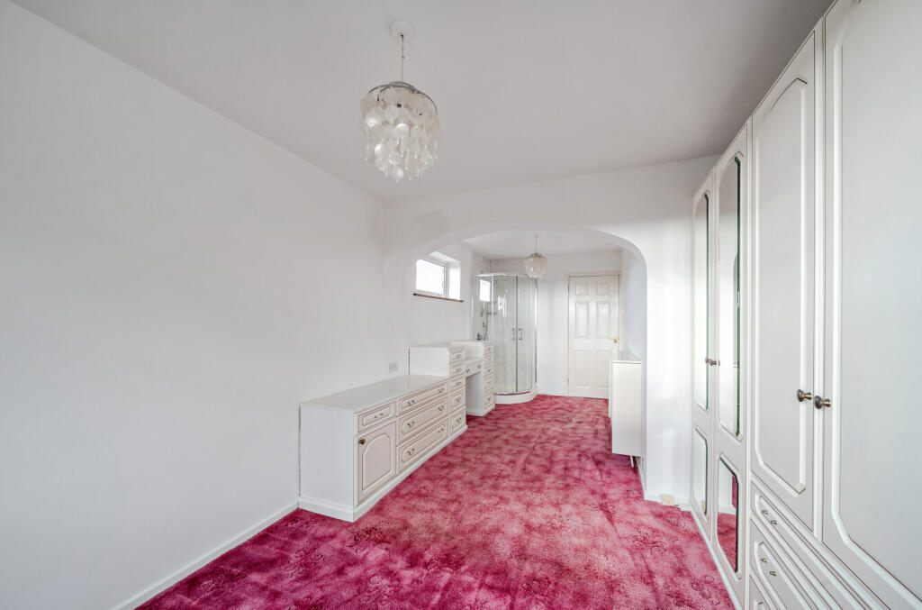 1384341-9-69259d8...