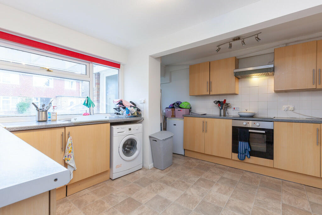 Kitchen- Angle 1....