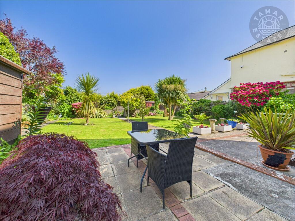 Patio &amp; Rear Garden