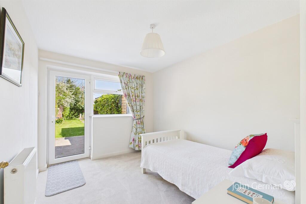 CAM05058G0-PR0094...