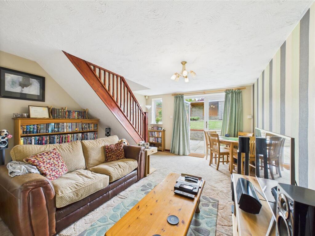 Living Roomq