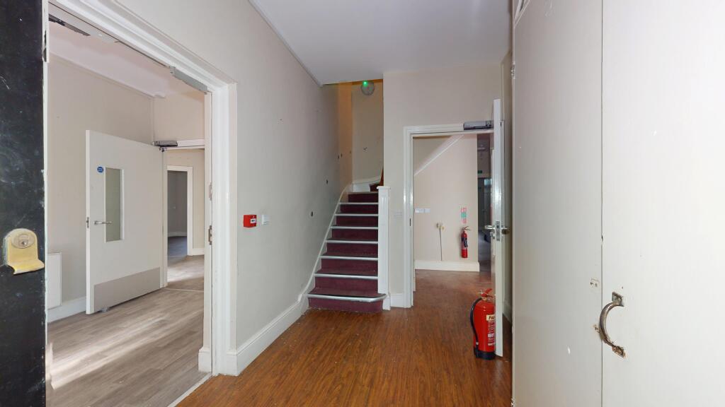 4 &amp; 6 Rosswood Gardens, Wallington SM6 8QZ