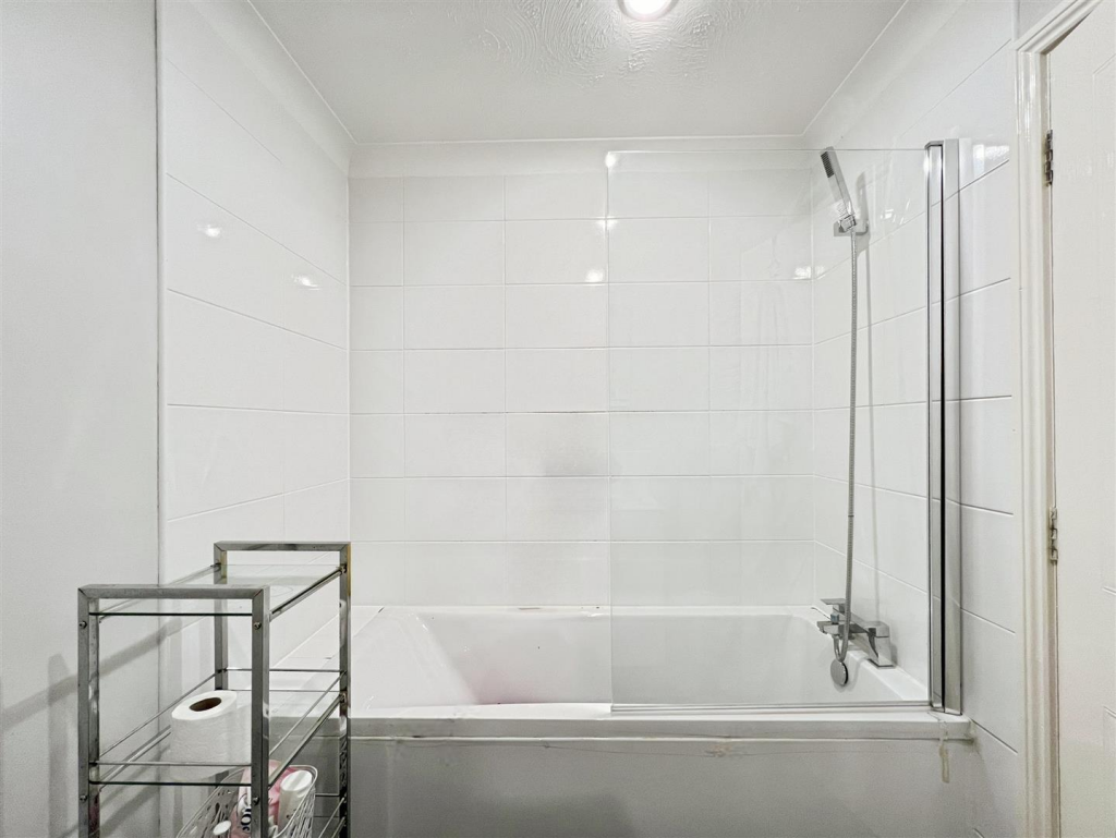 user_edited_photo-06435dc1_user-edited-62264bbf-64