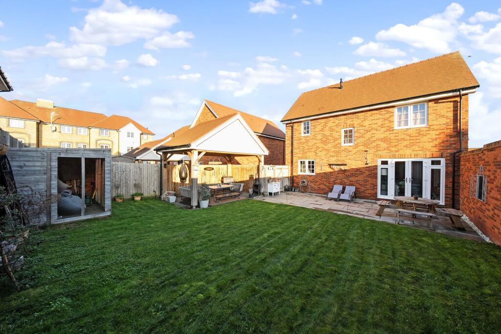 Rear Garden (1)