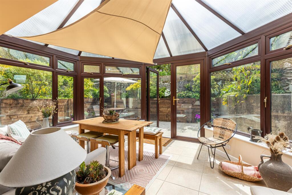 A12 - Abbey View, Cornworthy - 250523.jpg