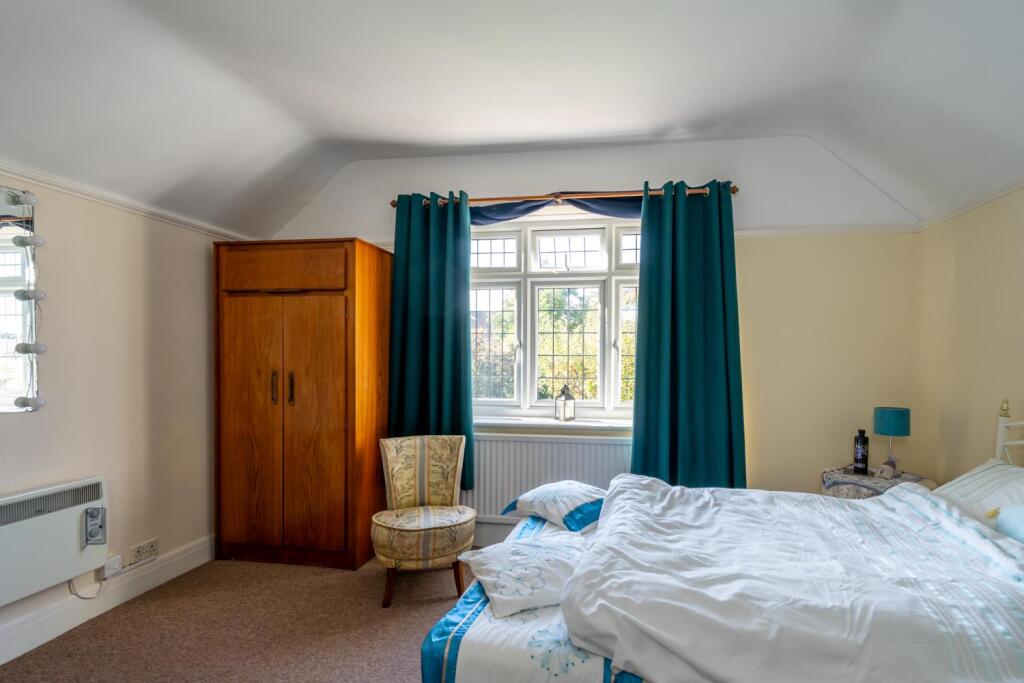 Bedroom.jpg
