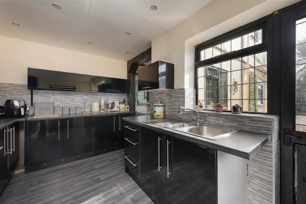 Longtye Drive, Chestfield, Whitstable