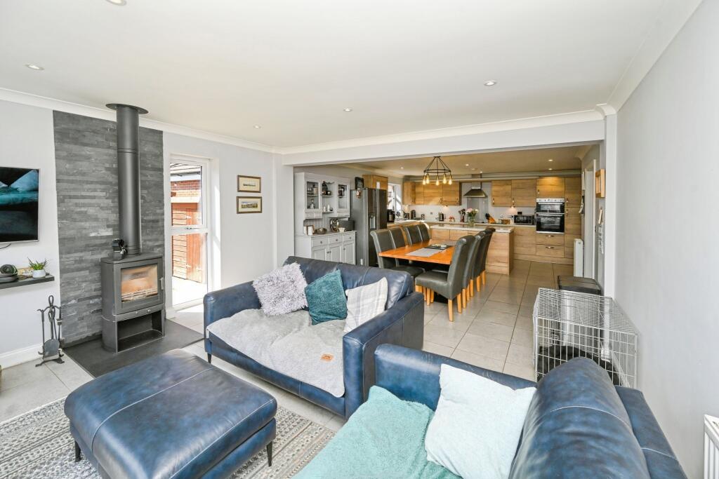 Living / Dining Room