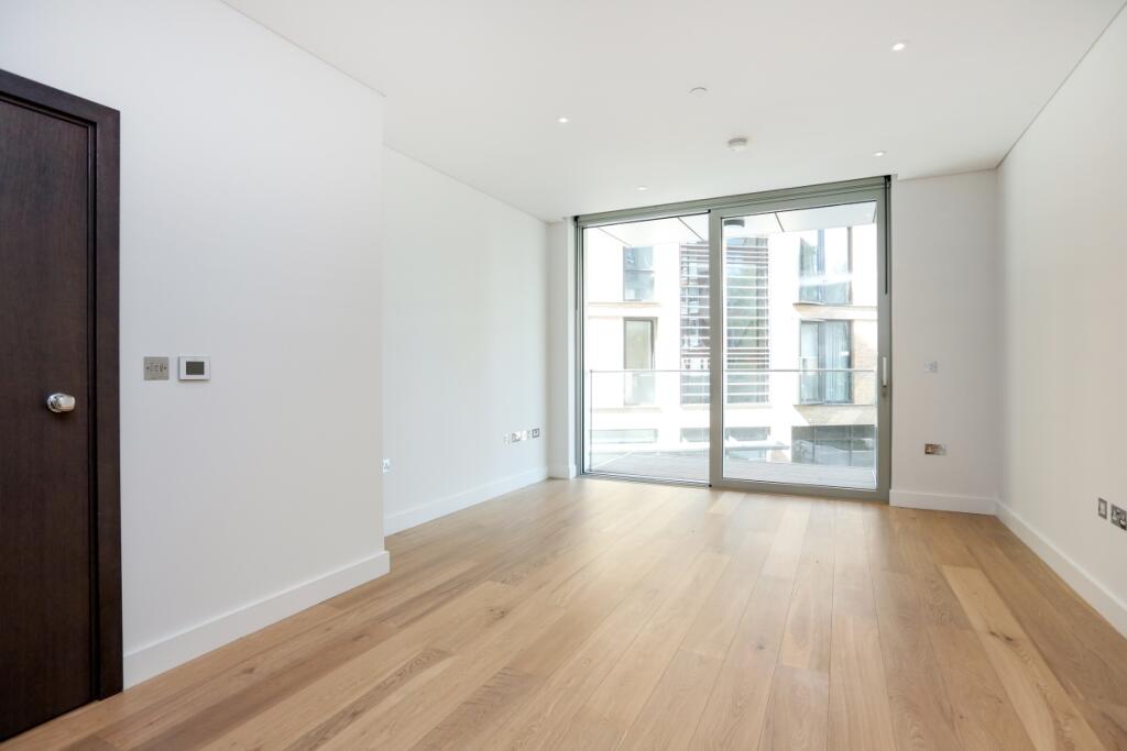 102-grand-tower-s...