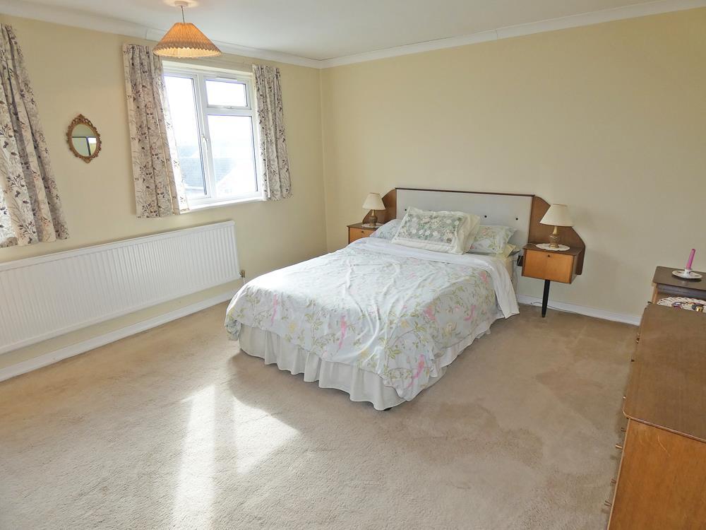 2283bed1.jpg