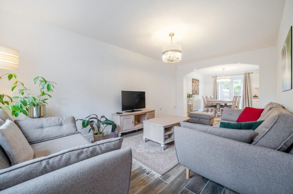 1365696-21-68ecdc0fdd652