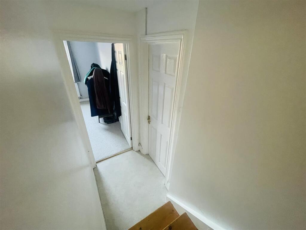 Hallway.jpeg
