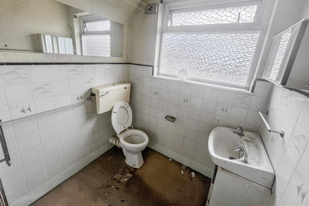 23 Thornton Road, Bromley, Kent BR1 5AP