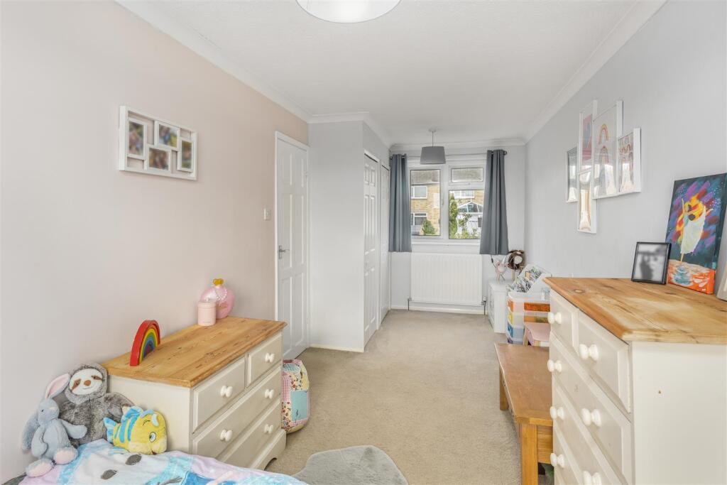 12 Kensington Close, Kings Sutton-19.jpg
