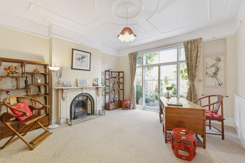 99908_5 Hollingbo...