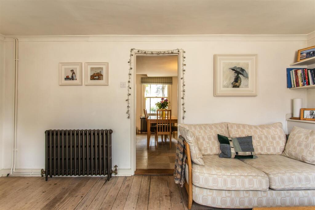 18 Eastport Lane-17.jpg
