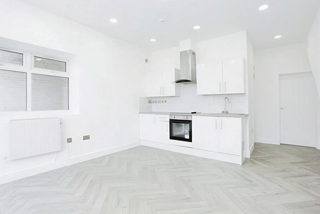 Kitchen/Lounge