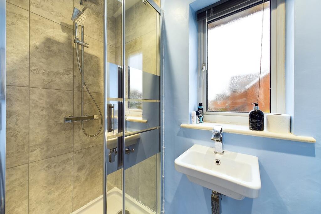 CAM03162G0-PR0209-STILL017