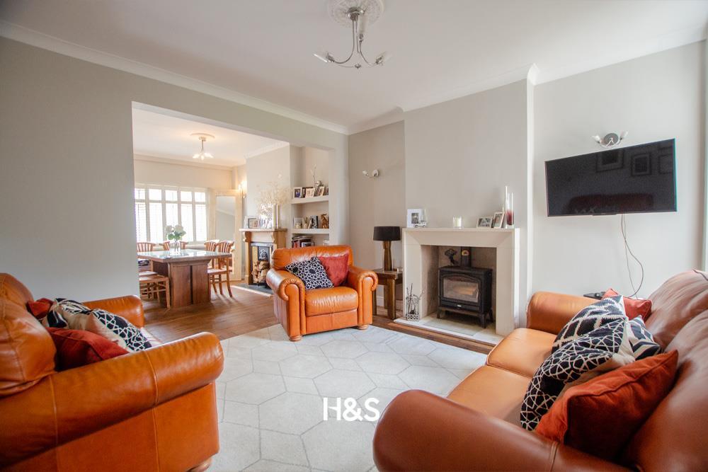 61 olton road - lounge.jpg