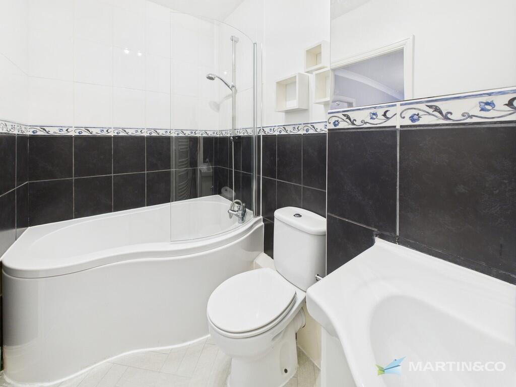 CAM02318G0-PR0483...