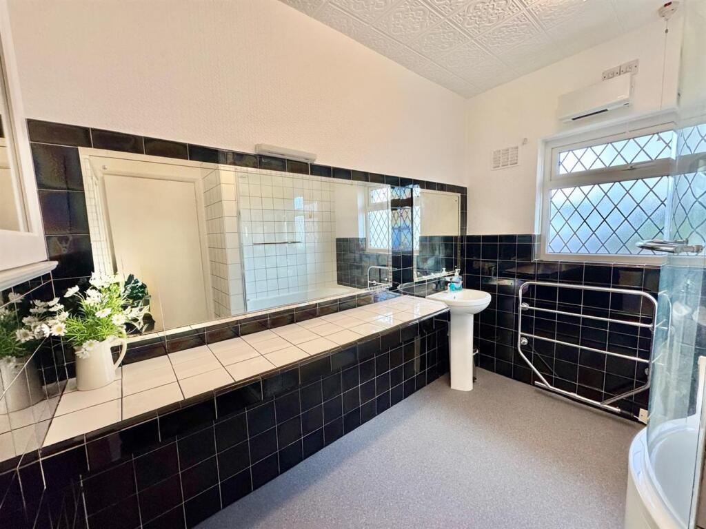 PHOTO-2025-11-04-08-30-05 (9).jpg