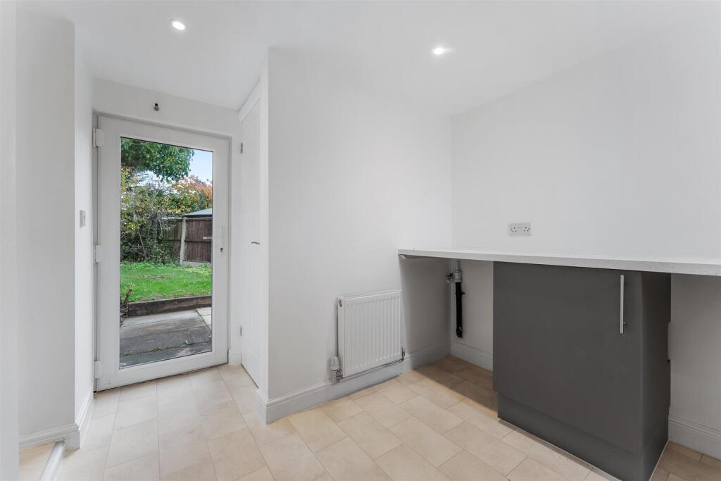 1 bryer road utility room 2.jpg