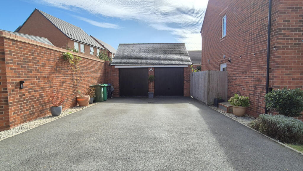 Double Garage